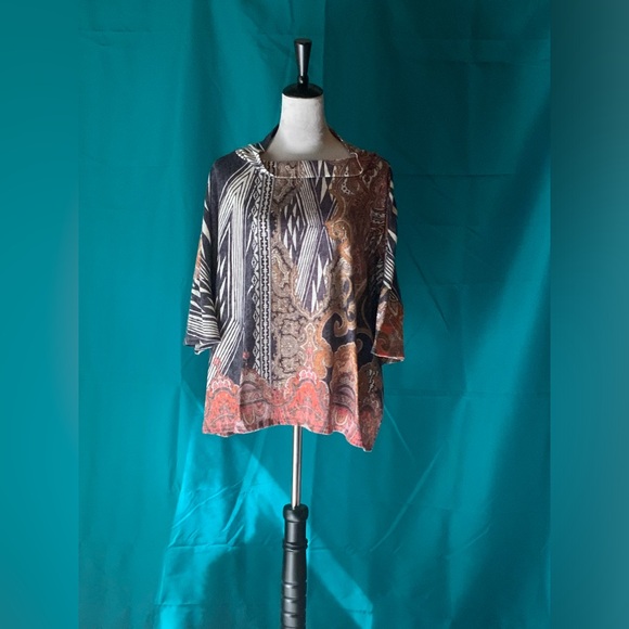 Chico's Tops - chico’s woman’s size large patterned roll neck top, never worn, EUC